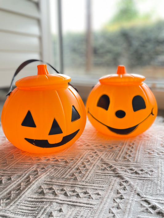 Halloween Pumpkin Lantern - Light-Up Trick-or-Treat Candy Bucket
