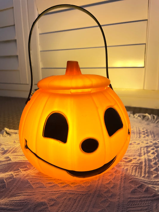Halloween Pumpkin Lantern - Light-Up Trick-or-Treat Candy Bucket